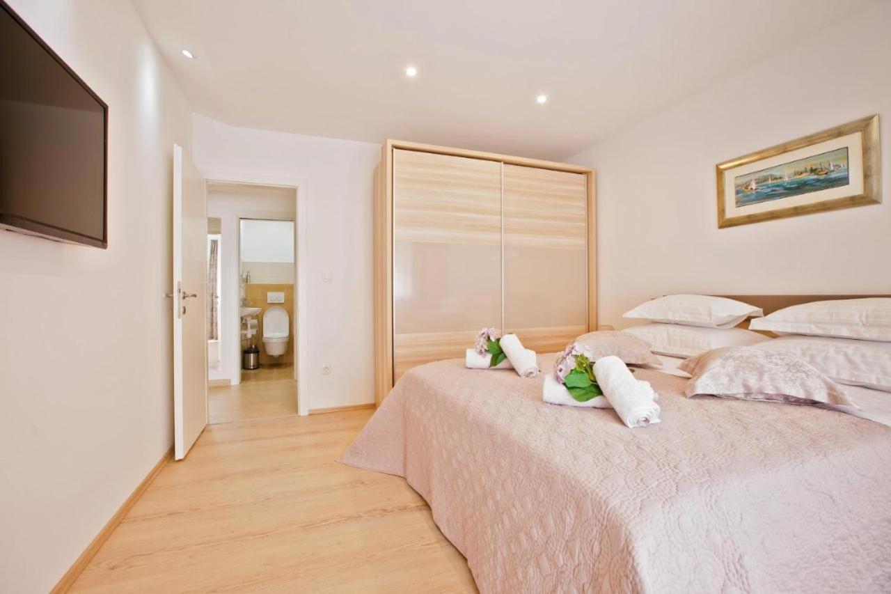 Apartment Satureja Montana Split Eksteriør billede